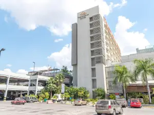 Hotel Trinitarias Suites