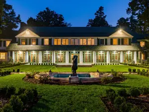 Hotel Indigo WINSTON-SALEM DOWNTOWN by IHG