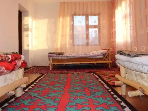 Guest House Guljan