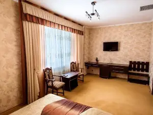 Koltso Hotel