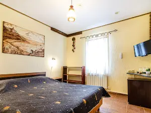 Fort Apatur Hotel