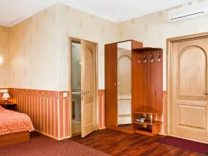 Galant Hotel