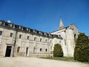 Logis Hôtel Restaurant l'Essille
