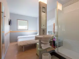 Ibis Budget Ambérieu-en-Bugey Château-Gaillard