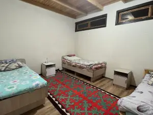 Guest House Guljan