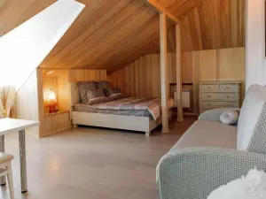 Moy God Hotel