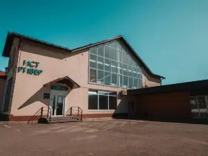 IST River Hotel