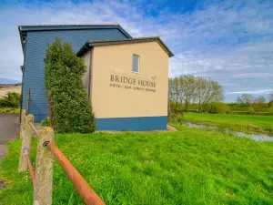 The Bridge House, BW Signature Collection
