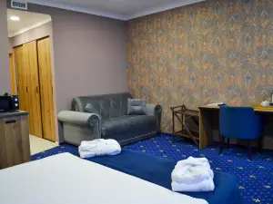 Esenin Hotel