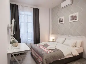 Metro Hotel
