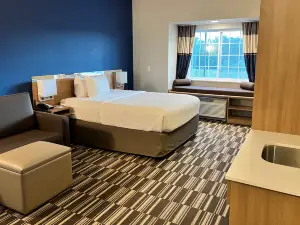 Microtel Inn & Suites by Wyndham Fountain North
