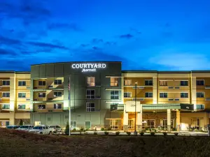 Courtyard Somerset