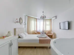 Na Prazhskoy Hotel
