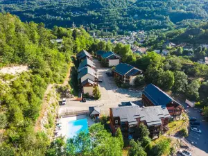 Vacancéole - Le Domaine de la Vallée d'Ax