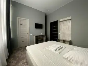 Delta Hotel