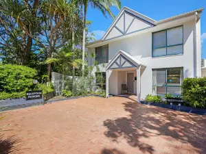 Chez Noosa Holiday Apartments
