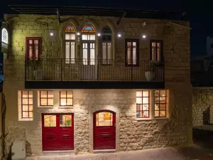 Roots Boutique Hotel