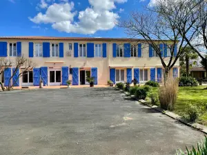 Les Trois cèdres