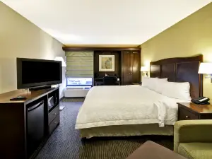 Hampton Inn Kansas City-Airport