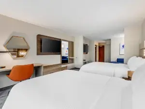 Holiday Inn Express & Suites Camden-I20 (Hwy 521)