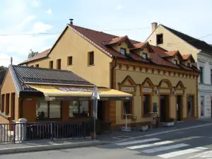 Čuček Guesthouse