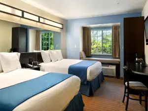 Microtel Inn & Suites by Wyndham Bath