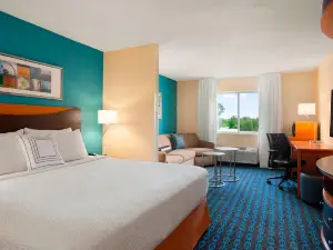 Fairfield Inn & Suites Lansing West