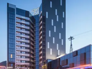Central Plaza Hotel