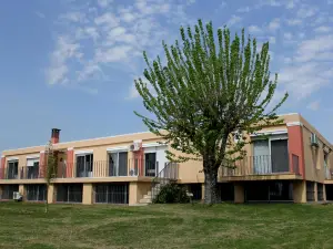 Mon Petit Hotel