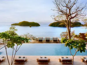 เนกาจุย เพนนินซูลา ปาปากาโย, อะ ริทซ์-คาร์ลตัน รีเซิร์ฟ เรสซิเดนซ์