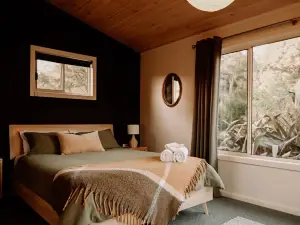 Hundred Acre Hideaway