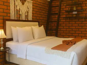 Aya Resort Ciater Near Sariater Hotspring