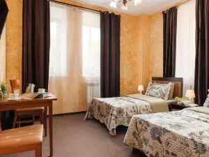Golden Park Hotel