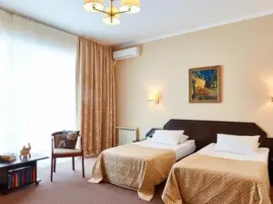 Graf Tolstoy Hotel