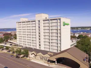 Holiday Inn PORTLAND-BY THE BAY by IHG