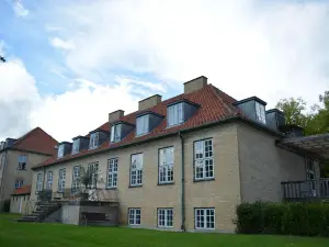 'Gem Suites Luxury Holiday Apartments