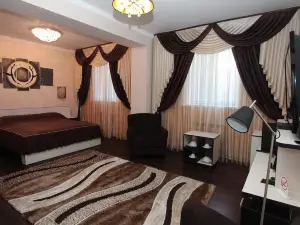 E Hotel
