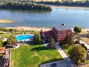 Prestige Hotel