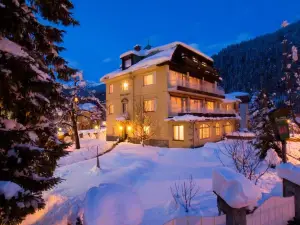 林登霍夫精品酒店