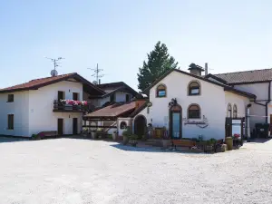 Restaurace A Penzion U DOUBKŮ