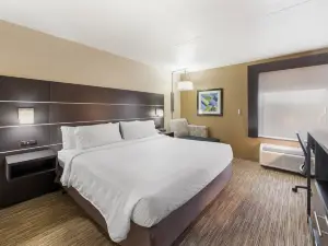 Holiday Inn Express London-I-70