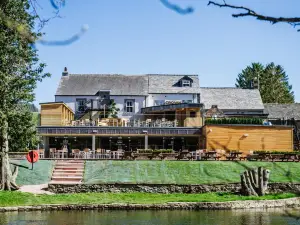 더 크라운 인 풀리 브리지