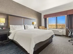 Holiday Inn Express & Suites Barstow-Outlet Center