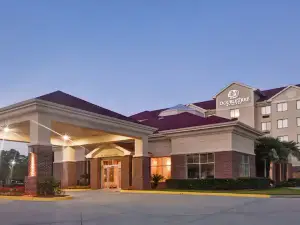 DoubleTree by Hilton Akron Fairlawn