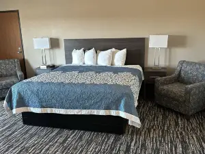 南格蘭德艾蘭温德姆速 8 酒店