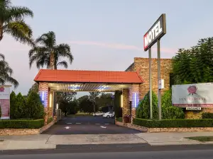 Centrepoint Midcity Motor Inn