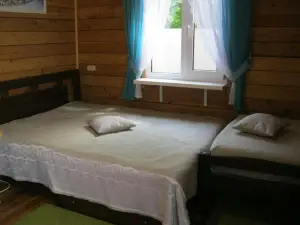 Guest House on Tsvetochnaya 8A