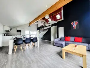 Calm and Modern Apartment