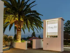 Bay 10 - Suites and Apartments