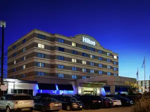 Hilton Winnipeg Airport Suites
